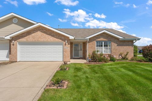 1230 W 82nd Ln, Merrillville, IN, 46410-5857 | Card Image