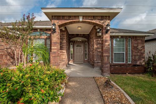 3445 Sterling Dr, Corpus Christi, TX, 78414-3648 | Card Image