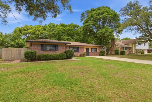 215 Nw Sotir Street, Fort Walton Beach, FL, 32548 | Card Image
