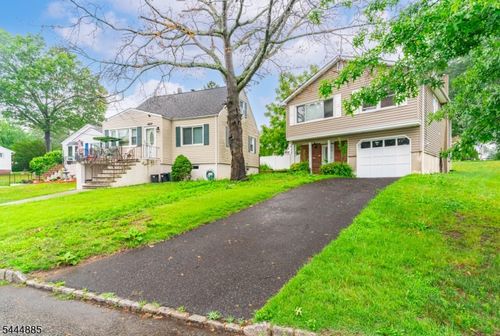 485 Lake Shore Dr, Parsippany, NJ, 07054-3654 | Card Image