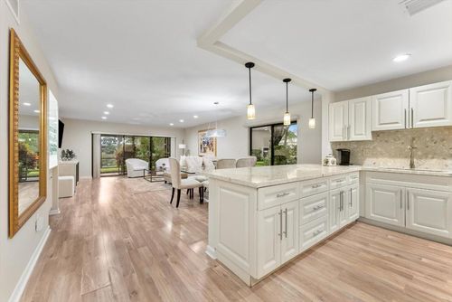 30g-30 Westgate Ln, Boynton Beach, FL, 33436-6388 | Card Image