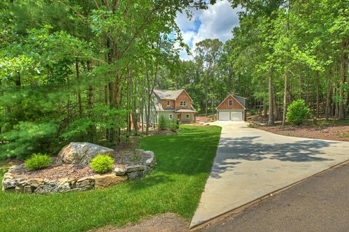 646 High Country Cir, Morganton, GA, 30560-2879 | Card Image