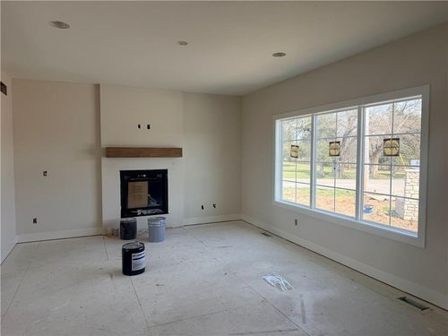 20702 Emerald St, Spring Hill, KS, 66083-7710 | Card Image