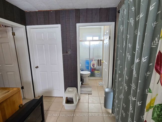 7122 Bank St, Home with 4 bedrooms, 2 bathrooms and 16 parking in Metcalfe ON | Image 17