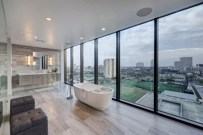 As with all of the primary suite, the views are to the south and automated shades are available when privacy is desired. | Image 18