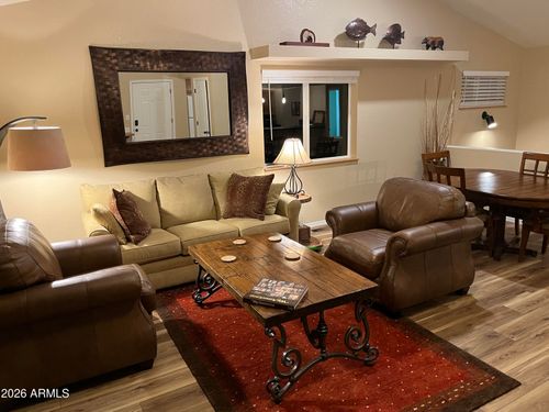 27-111 E Oak Ave, Flagstaff, AZ, 86001-1400 | Card Image