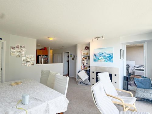 4888 Hazel St, Burnaby, BC, V5H4T4 | Card Image