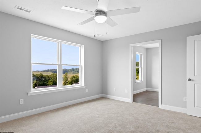 272 Red Oak Ln, Townhouse with 3 bedrooms, 3 bathrooms and 2 parking in Morgantown WV | Image 22