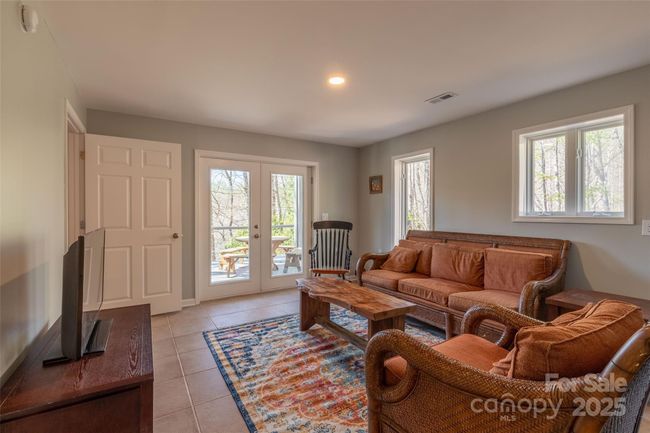 Basement Family Room | Image 38