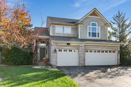 807 Park Ave, Lake Villa, IL, 60046-5030 | Card Image