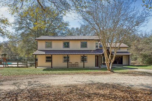 640 Piney Creek Rd, Bellville, TX, 77418-9659 | Card Image