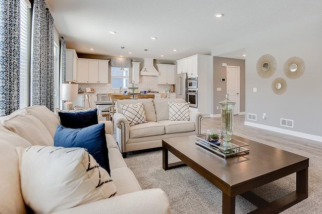 Open living space. | Image 10