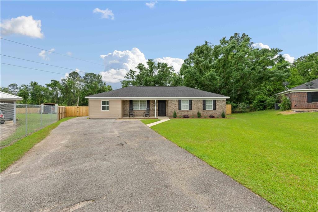 Jamestown Dr, Irvington, AL 36544