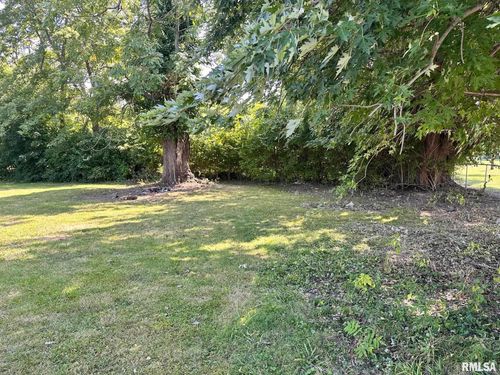 499 E Walnut St, Jacksonville, IL, 62650 | Card Image