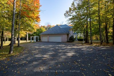 582 Wilson Line, House other with 4 bedrooms, 6 bathrooms and 13 parking in Cavan ON | Image 3