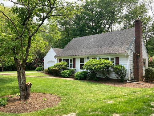 68 Briarbrook Dr, Seekonk, MA, 02771-3206 | Card Image