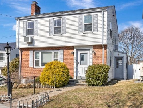 177 Cherry St, Malden, MA, 02148-1603 | Card Image