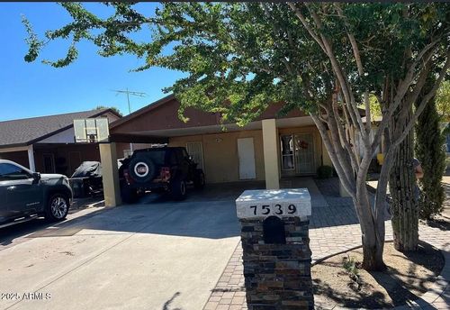 7539 W Glenrosa Ave, Phoenix, AZ, 85033-2407 | Card Image