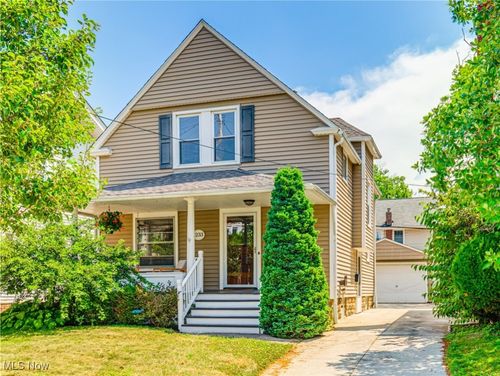1233 Hall Ave, Lakewood, OH, 44107-2300 | Card Image