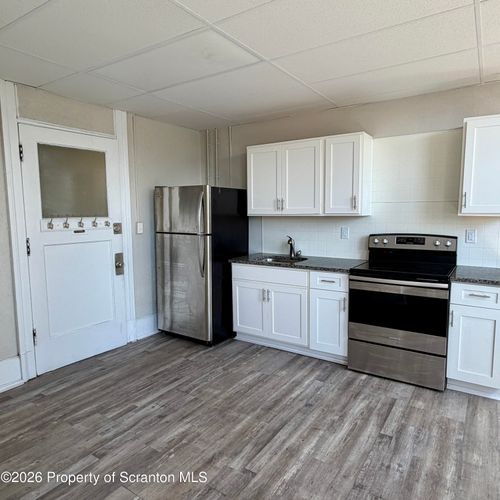 2d-106 Delaware Avenue, Olyphant, PA, 18447 | Card Image