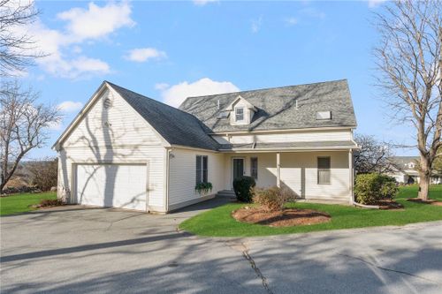 27-27 Lilac Dr, Dartmouth, MA, 02747-3587 | Card Image