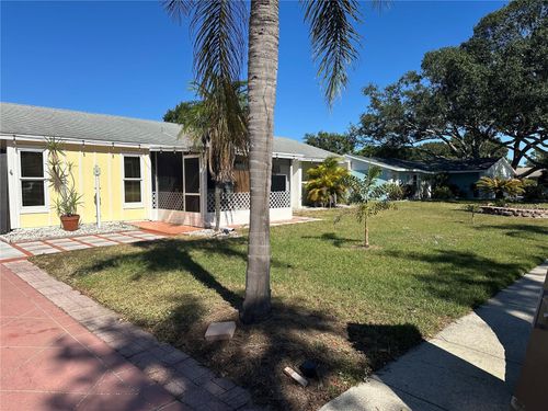 803 Plum Tree Ln, SARASOTA, FL, 34243-1721 | Card Image