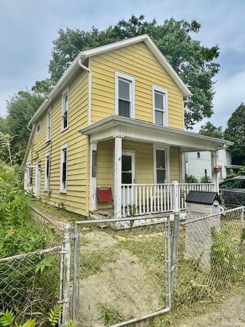 913 Tibbetts Ave, Springfield, OH, 45505-3066 | Card Image