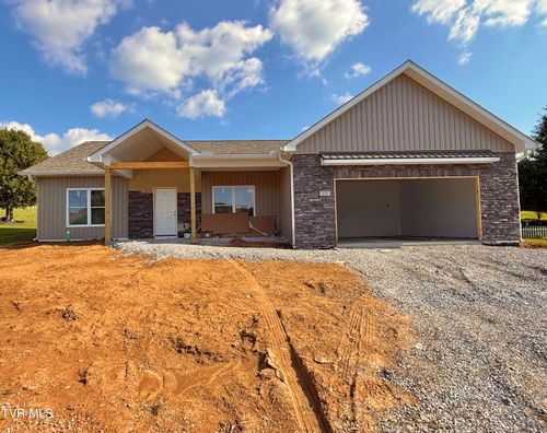 118 Emerald Dr, Greeneville, TN, 37745-6768 | Card Image