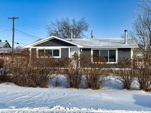 207 Railway Ave, Torrington, AB, T0M2B0 | Card Image
