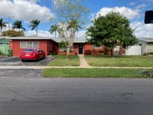 6861 Sw 1st Court, Pembroke Pines, FL, 33023 | Card Image