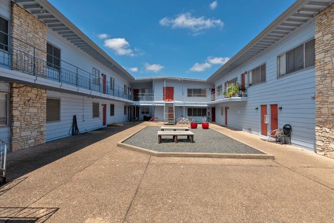 APT-113 - 2408 Longview St, Condo with 2 bedrooms, 1 bathrooms and null parking in Austin TX | Image 22