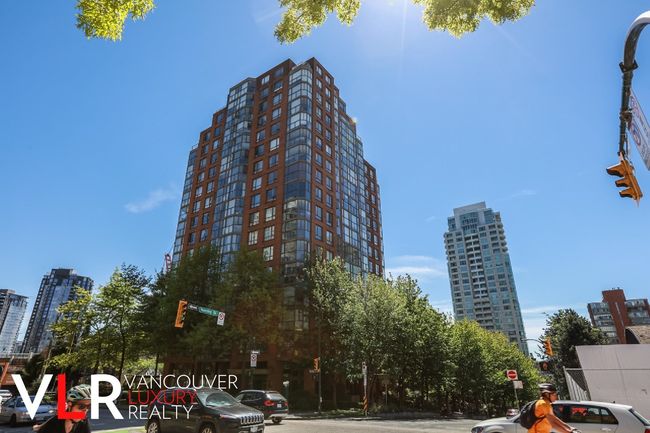 1001 - 888 Pacific Street, Condo with 2 bedrooms, 2 bathrooms and 1 parking in Vancouver BC | Image 1