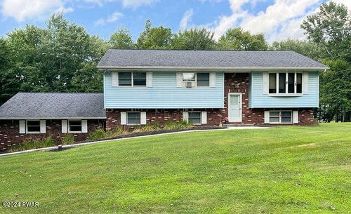 4 Woodbine Drive, Waymart, PA, 18472 | Card Image