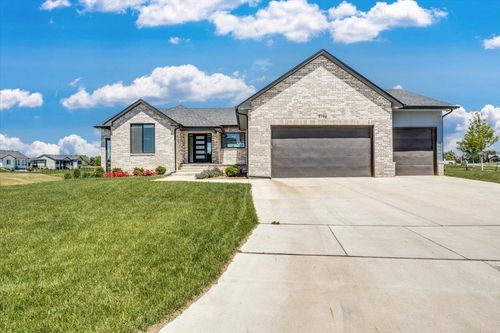 9702 W Wilkinson St, Maize, KS, 67101-9036 | Card Image