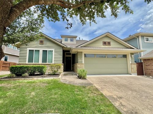 800 Waterfall Way, Austin, TX, 78753-7129 | Card Image