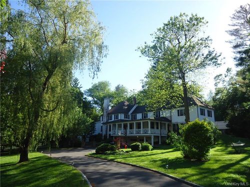 11 Billington Ct, Rye, NY, 10580-3846 | Card Image