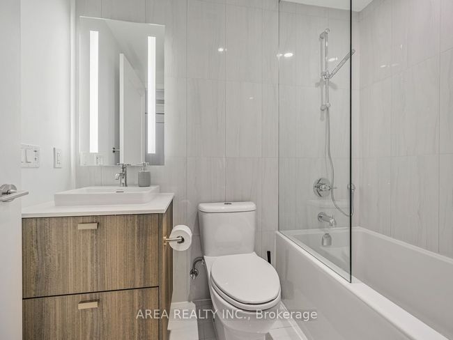 1406 - 470 Front St W, Condo with 2 bedrooms, 2 bathrooms and null parking in Toronto ON | Image 17