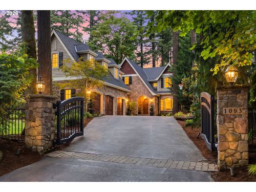 1093 Chandler Rd, Lake Oswego, OR, 97034-2873 | Card Image