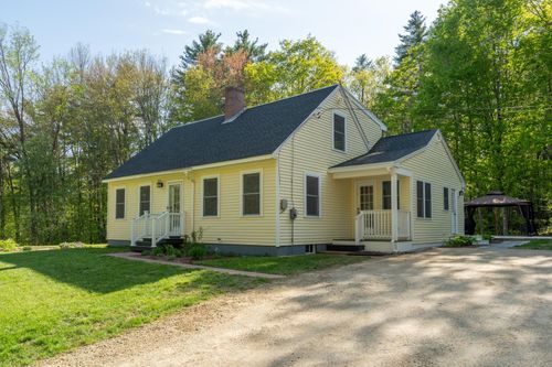 8 Cross Rd, Chichester, NH, 03258-6501 | Card Image