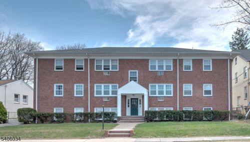 138 Roseland Ave, Caldwell, NJ, 07006-5929 | Card Image