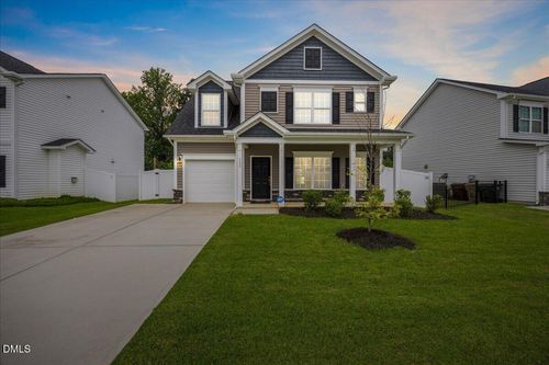 133 Black Oak Ct, Clayton, NC, 27520-3082 | Card Image