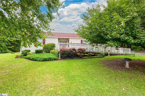 377 Fort Lindley Rd, Laurens, SC, 29360-6634 | Card Image