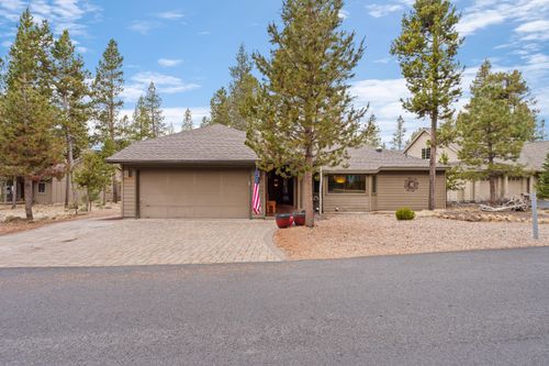 11-57809 Mt Rainier Ln, Sunriver, OR, 97707-1349 | Card Image