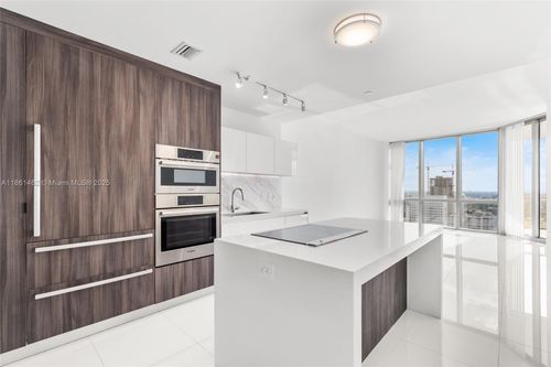 unit-2506-851 Ne 1st Ave, Miami, FL, 33132-1847 | Card Image