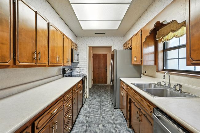 5241 Hunters Cir, House other with 3 bedrooms, 2 bathrooms and null parking in Abilene TX | Image 10