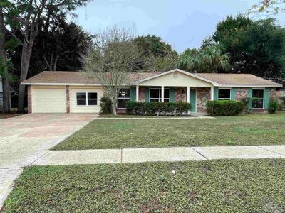 5745 Leesway Blvd, House other with 3 bedrooms, 2 bathrooms and 1 parking in Pensacola FL | Image 1