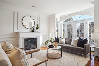 698 Oriole Pky, House other with 4 bedrooms, 4 bathrooms and 3 parking in Toronto ON | Image 2