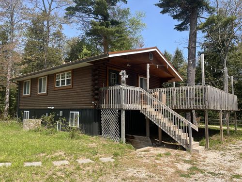 32480 W Old Chip Rd, Paradise, MI, 49768-9654 | Card Image