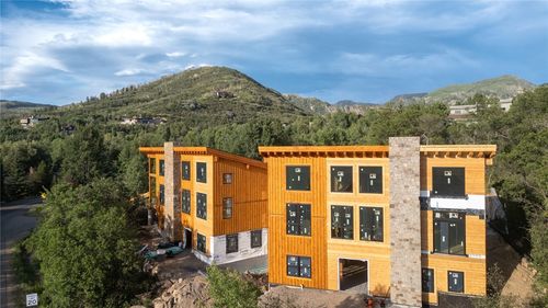 2-202 Sundance Ct, Steamboat Springs, CO, 80487-3058 | Card Image