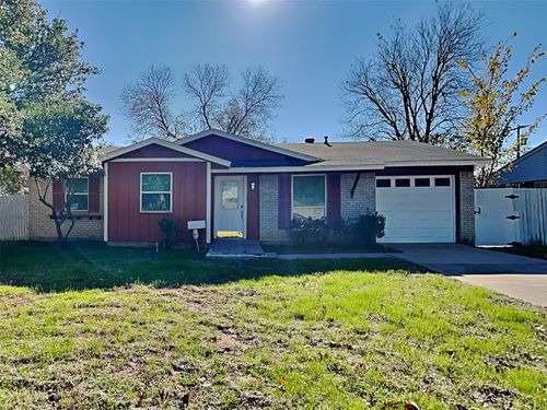 1101 Johns Dr, Euless, TX, 76039-2625 | Card Image